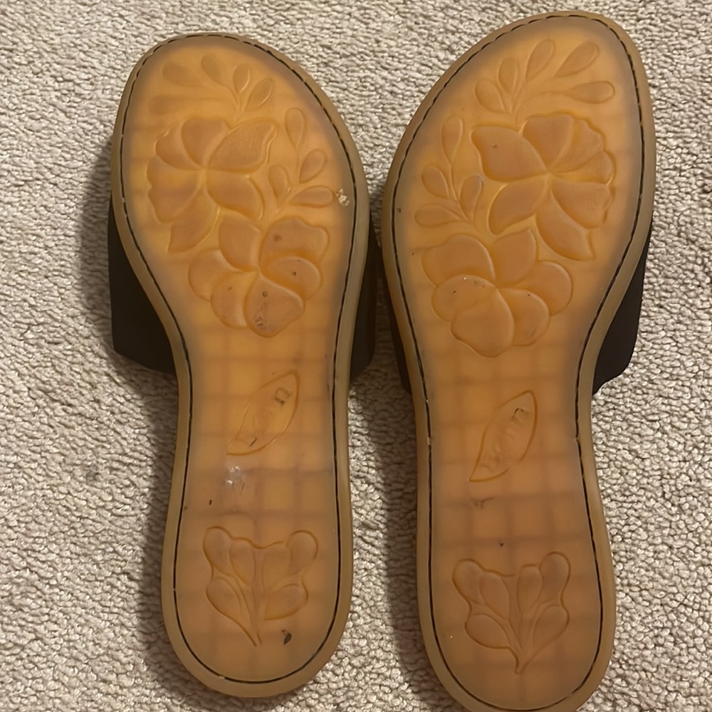 Born Gudena Black Slide Sandal - Picture 14 of 14